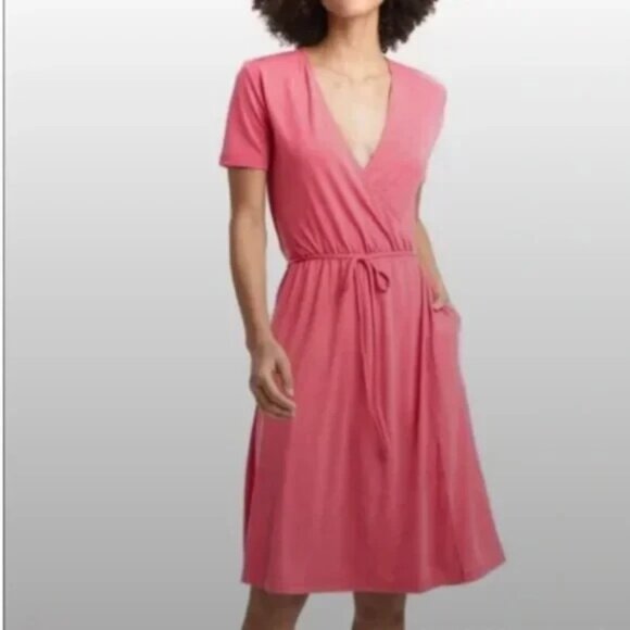 Lole Pink Faux Wrap Fit & Flare Dress Pockets Stretch Short Sleeve NWT Pockets M - Picture 1 of 15